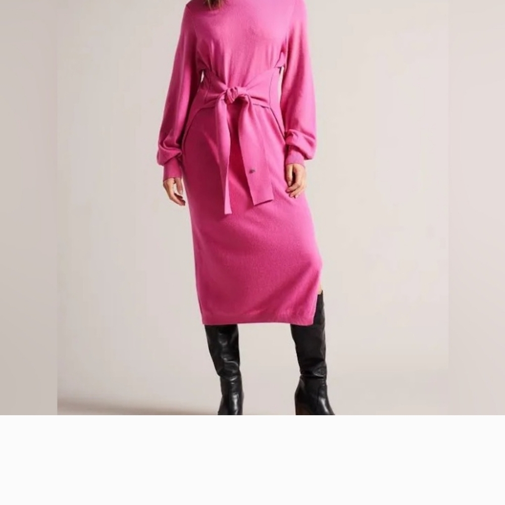 Elegant Pink Knit Dress